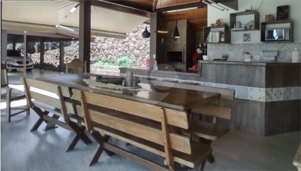 Casa, 4 quartos, 1581 m² - Foto 3