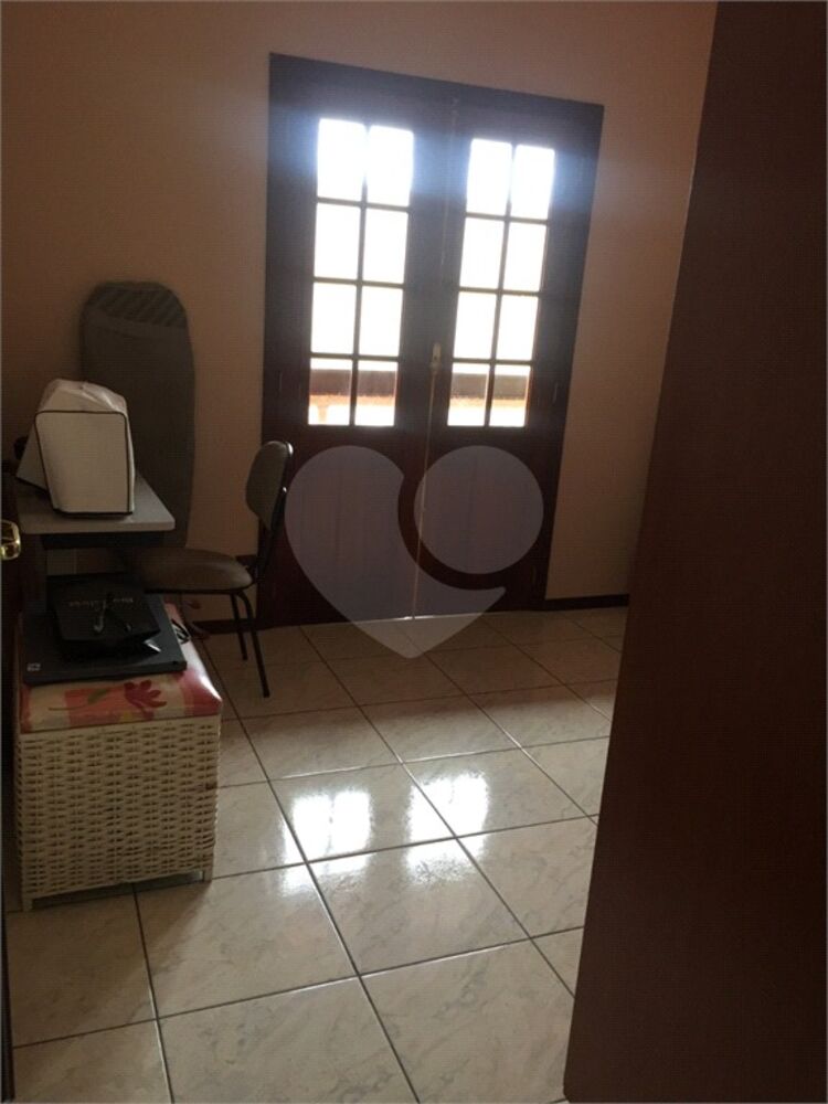 Casa, 4 quartos, 200 m² - Foto 14