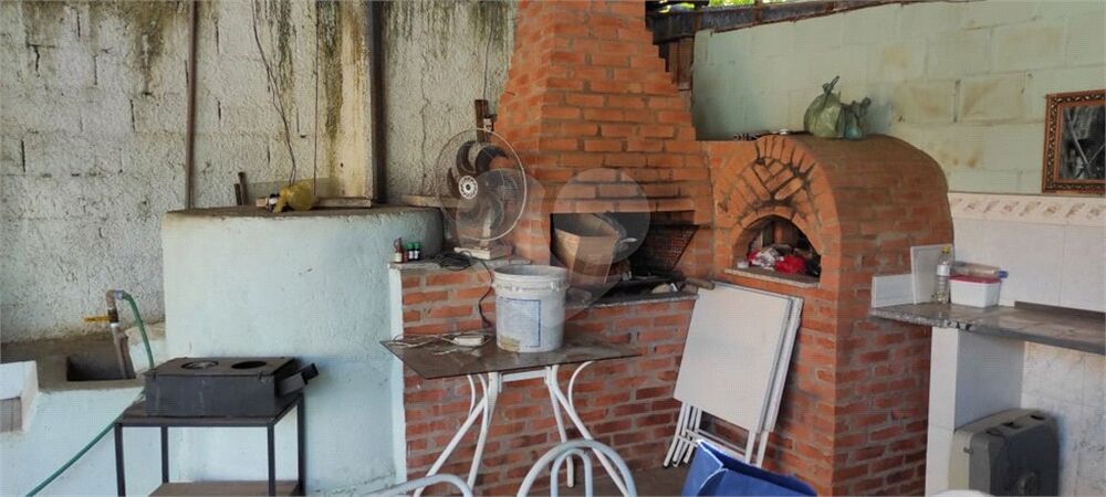 Chácara à venda com 2 quartos, 212m² - Foto 14