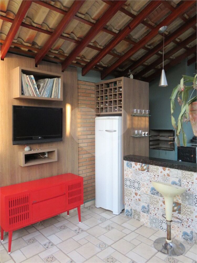 Casa à venda com 3 quartos, 215m² - Foto 10