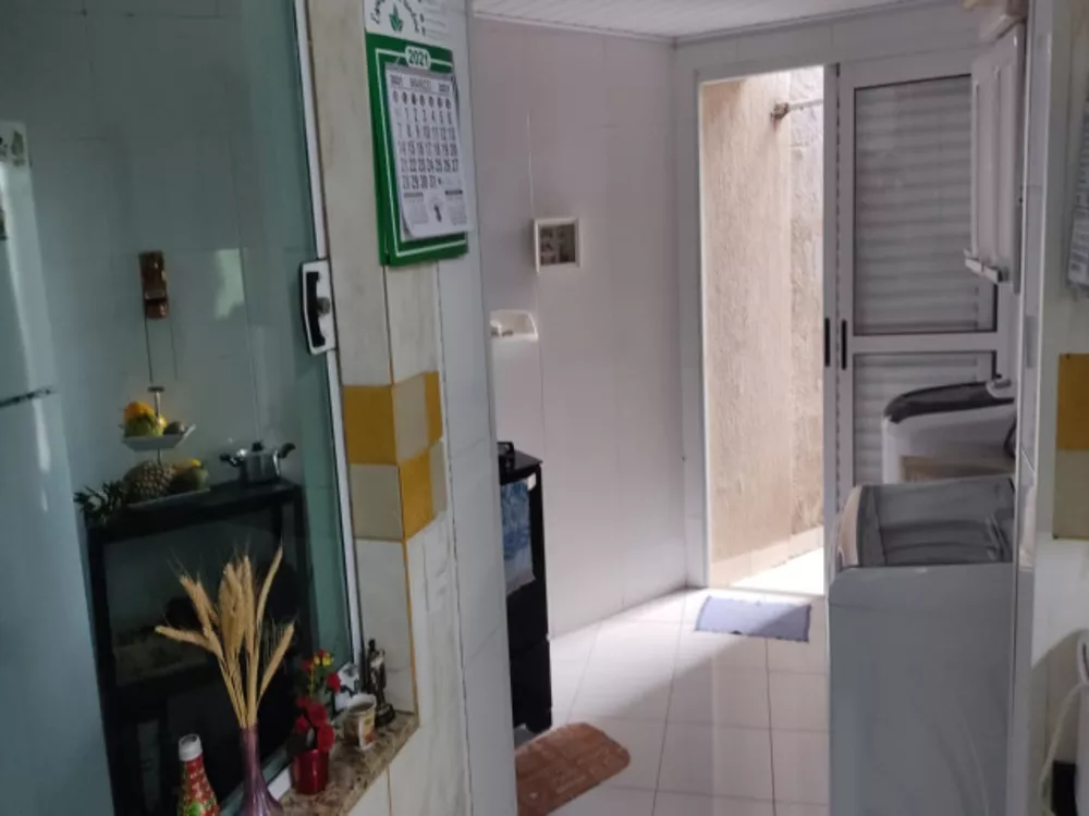 Casa à venda com 3 quartos, 300m² - Foto 6