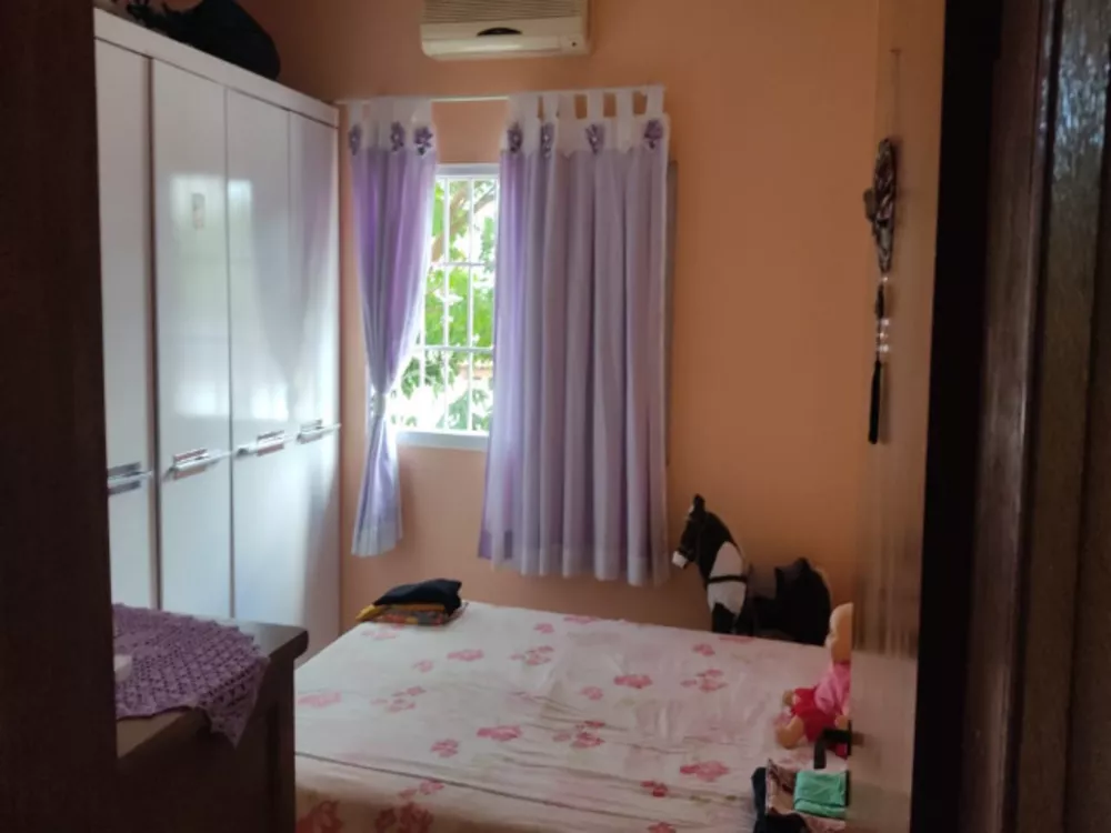 Casa à venda com 3 quartos, 300m² - Foto 5