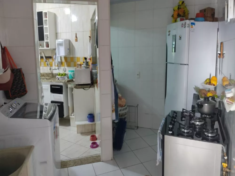 Casa à venda com 3 quartos, 300m² - Foto 7