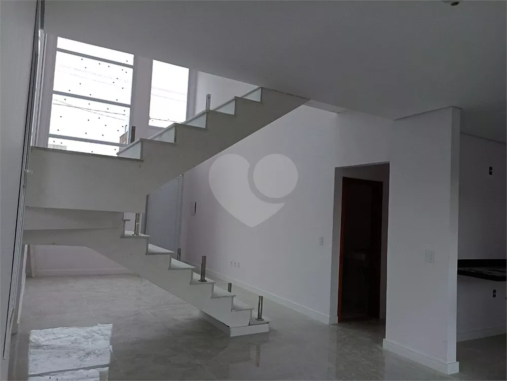 Casa à venda com 3 quartos, 179m² - Foto 8