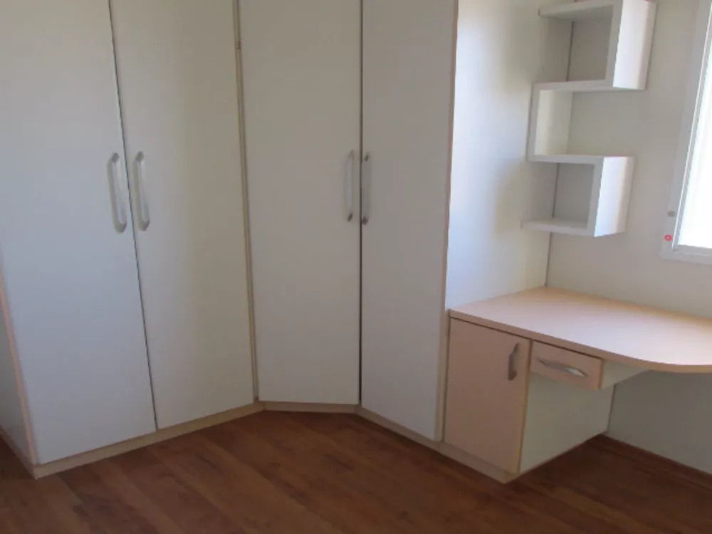 Apartamento à venda com 3 quartos, 117m² - Foto 2