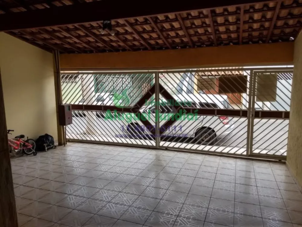 Casa à venda com 3 quartos, 125m² - Foto 1