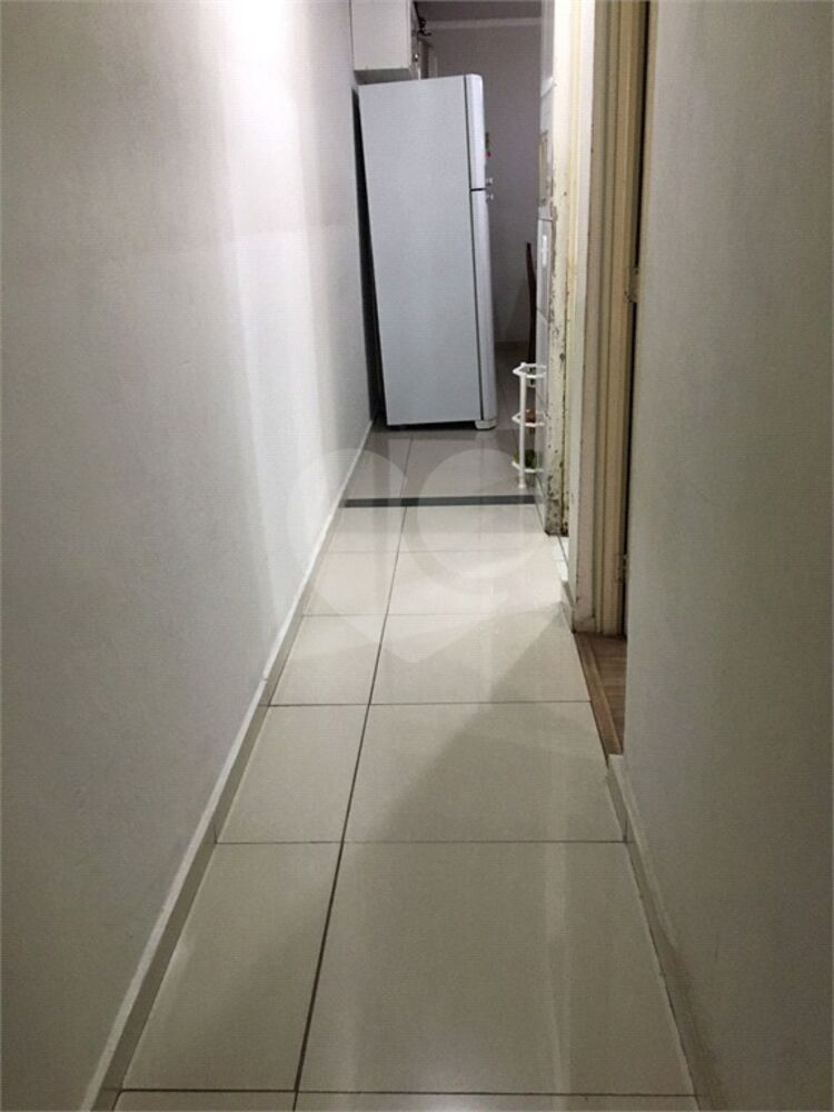 Casa à venda com 2 quartos, 125m² - Foto 2