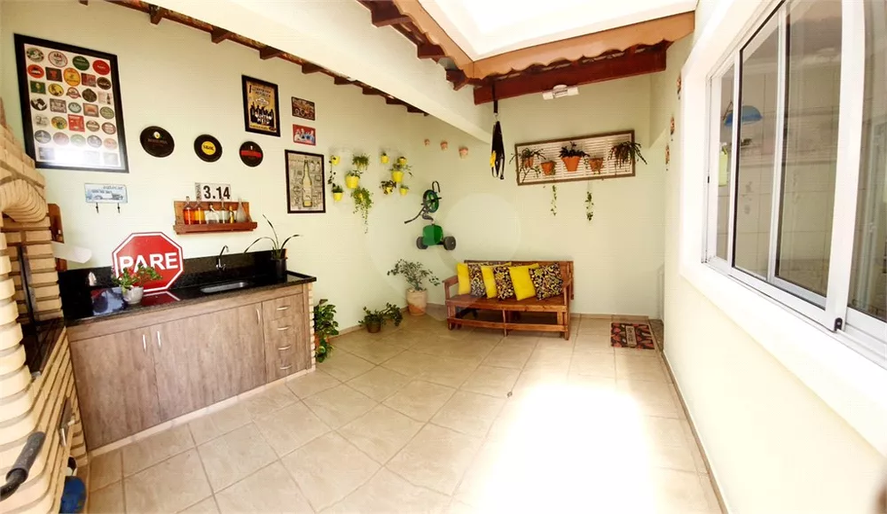 Casa à venda com 3 quartos, 158m² - Foto 11