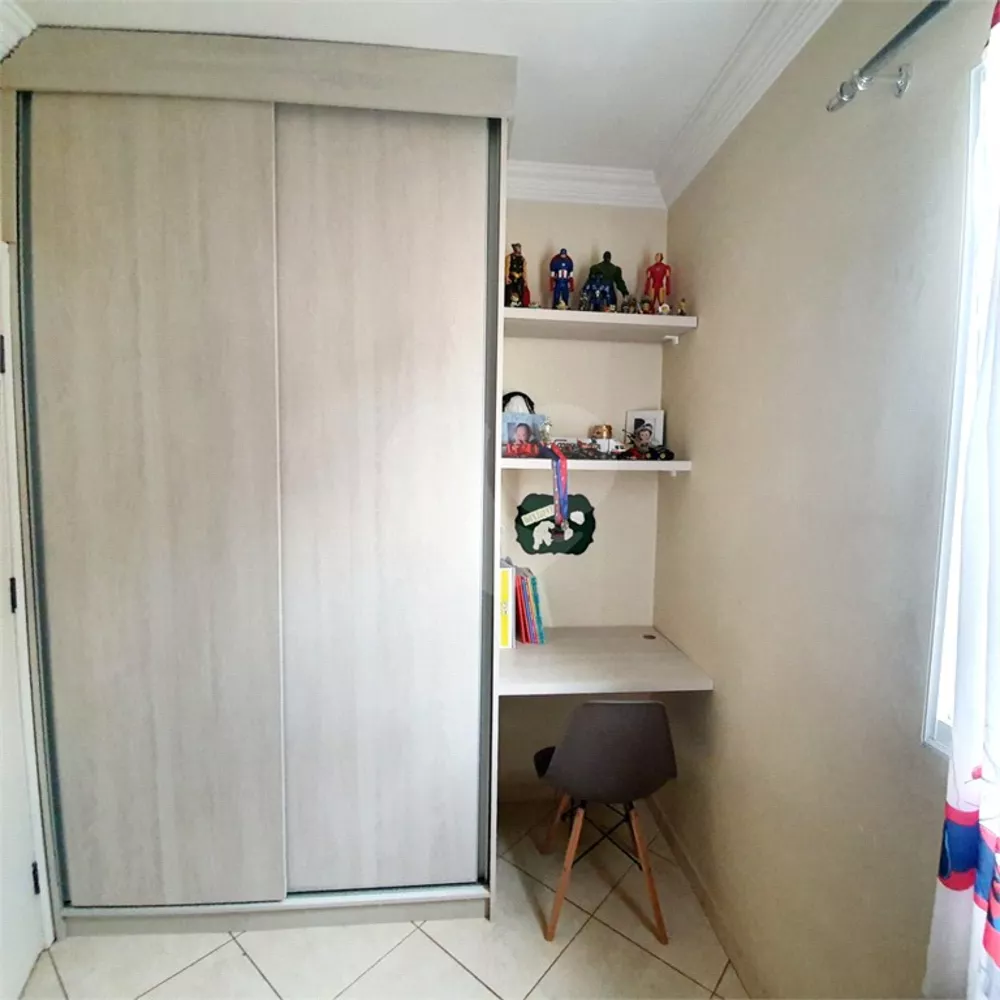 Casa à venda com 3 quartos, 158m² - Foto 14