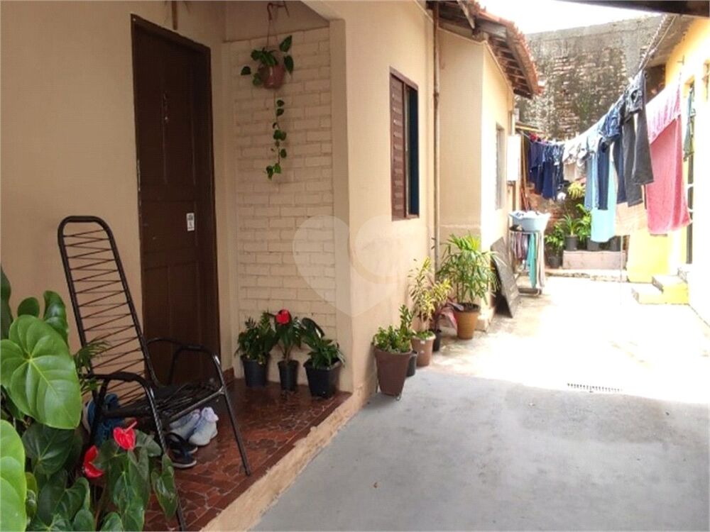 Casa à venda com 3 quartos, 109m² - Foto 4