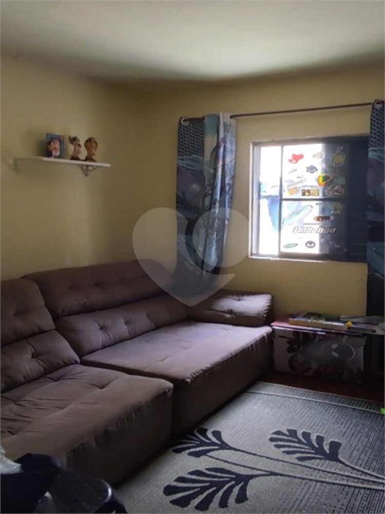 Casa à venda com 3 quartos, 109m² - Foto 2