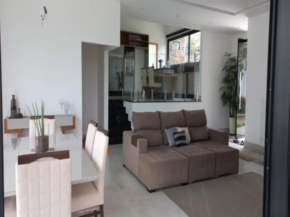 Casa, 3 quartos, 265 m² - Foto 3