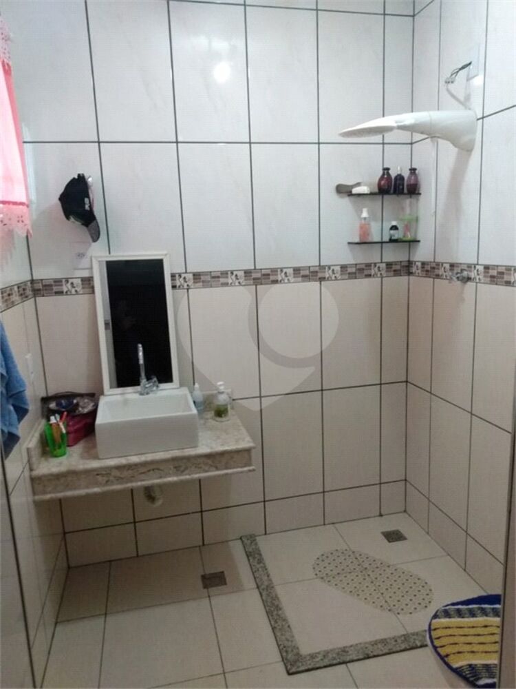 Casa à venda com 3 quartos, 200m² - Foto 7