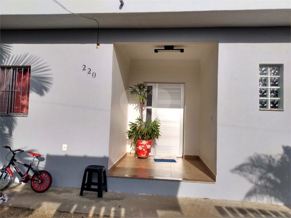 Casa à venda com 3 quartos, 200m² - Foto 17