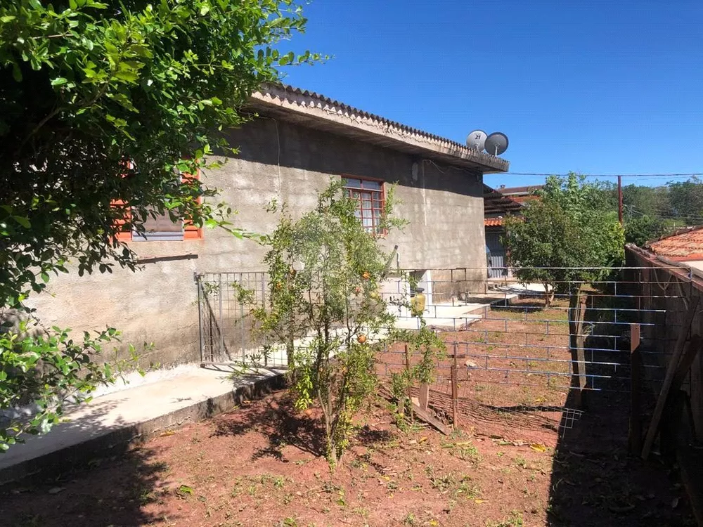 Casa à venda com 2 quartos, 188m² - Foto 4