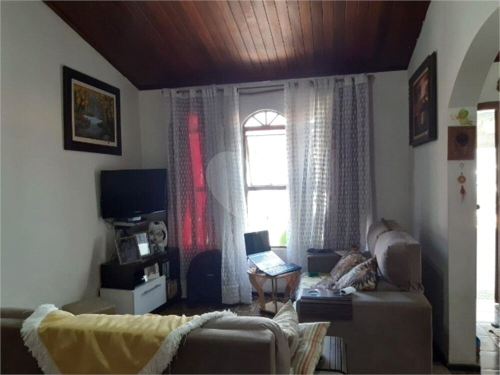 Casa, 3 quartos, 150 m² - Foto 1