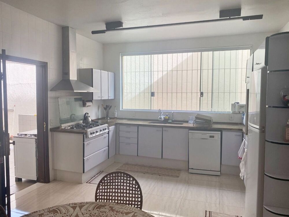 Casa, 6 quartos, 420 m² - Foto 4