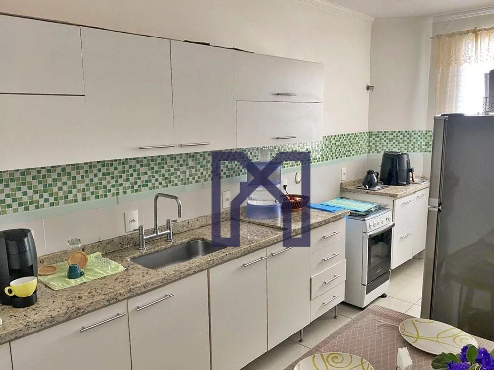 Apartamento à venda com 3 quartos, 130m² - Foto 4