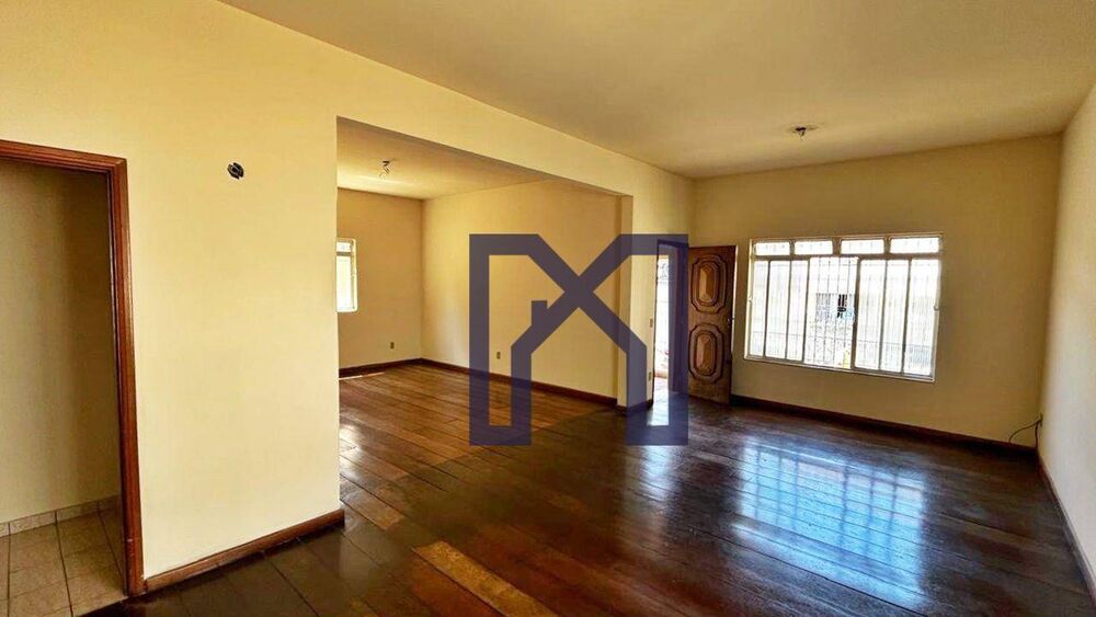 Casa, 6 quartos, 283 m² - Foto 1