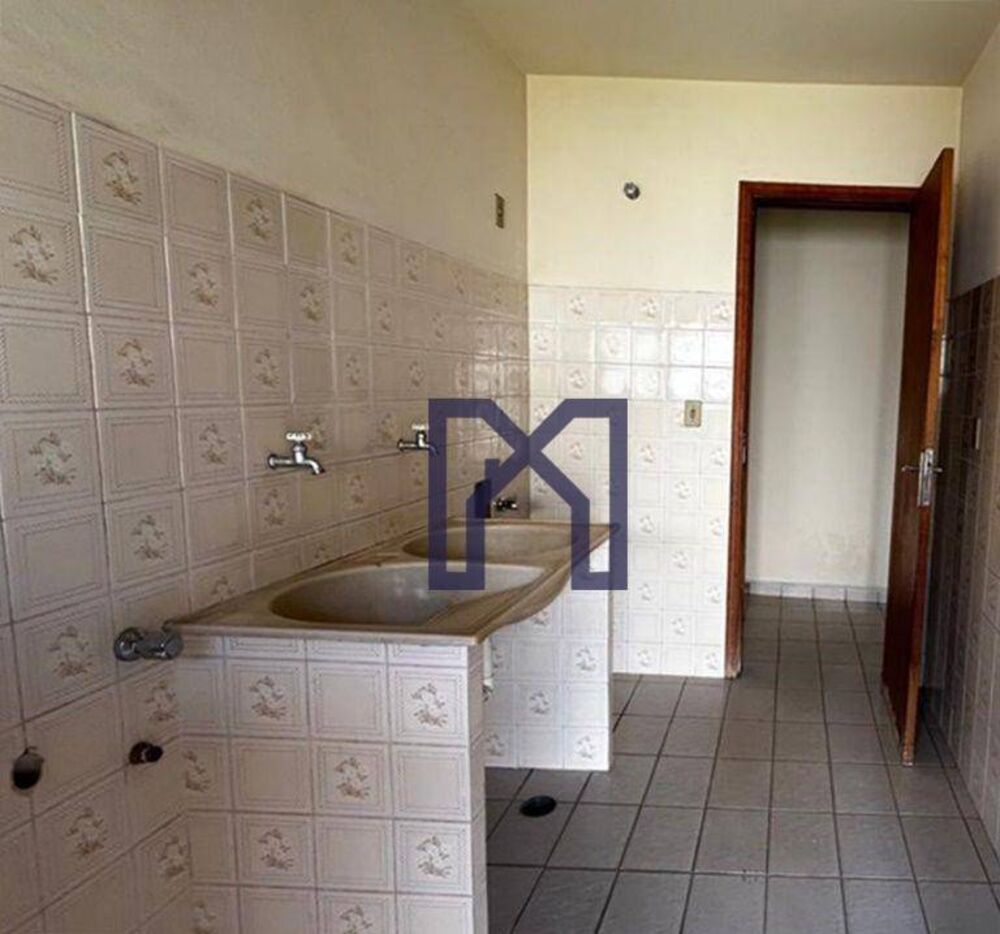 Casa, 6 quartos, 283 m² - Foto 8