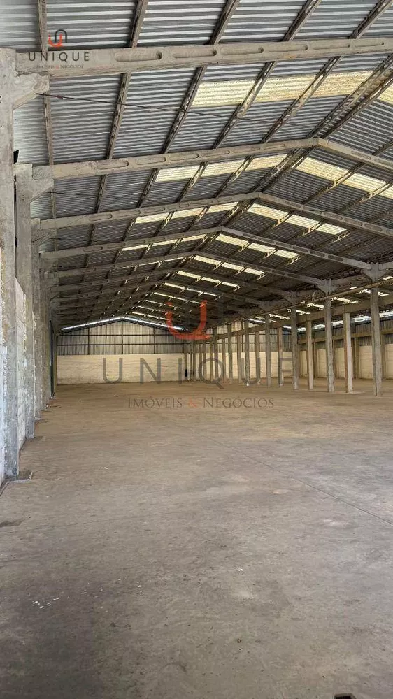 Depósito-Galpão, 2600 m² - Foto 1