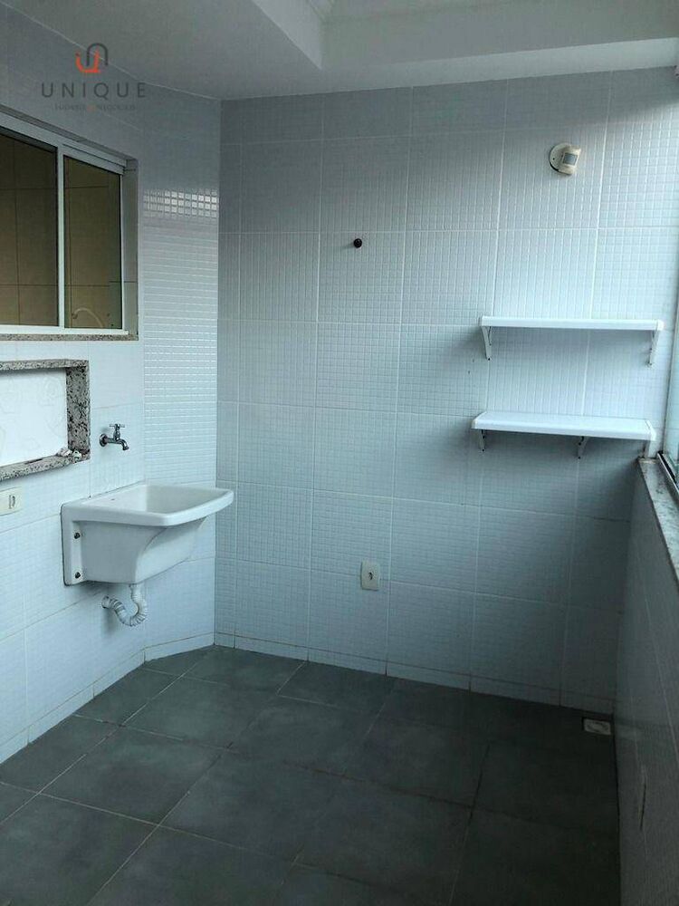 Casa à venda com 2 quartos, 174m² - Foto 9