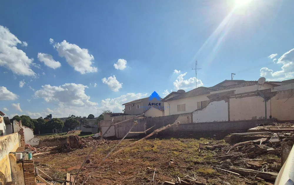 Terreno, 200 m² - Foto 1