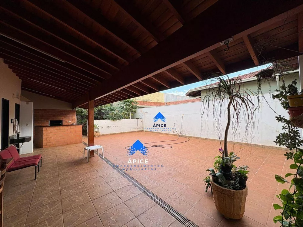 Casa, 3 quartos, 303 m² - Foto 3