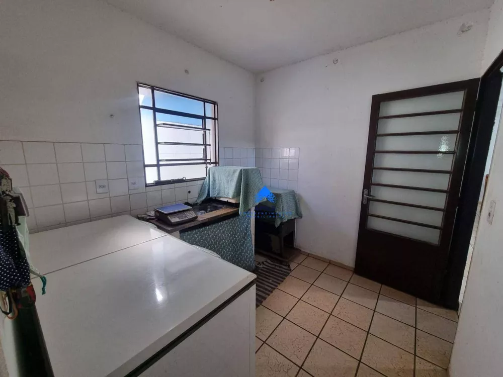 Casa, 3 quartos, 105 m² - Foto 2