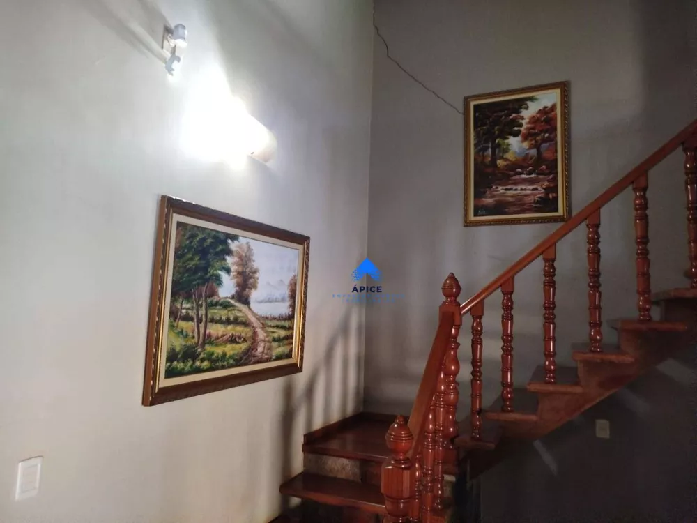 Sobrado, 4 quartos, 374 m² - Foto 2