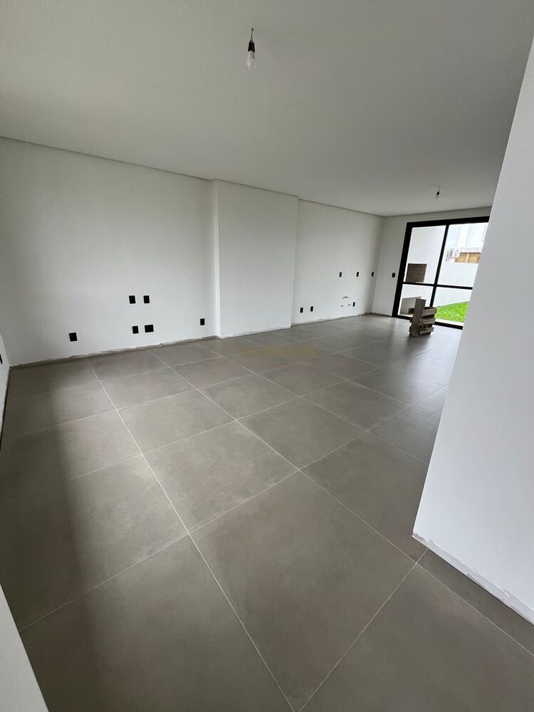 Sobrado à venda com 3 quartos, 130m² - Foto 4