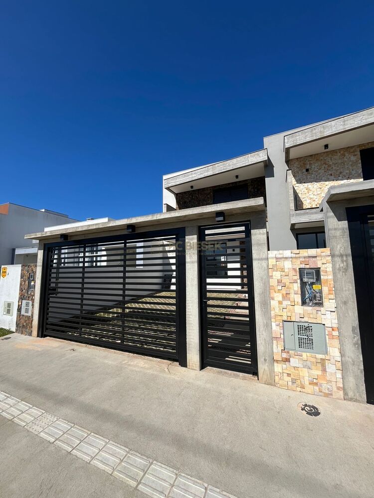 Sobrado à venda com 3 quartos, 130m² - Foto 2