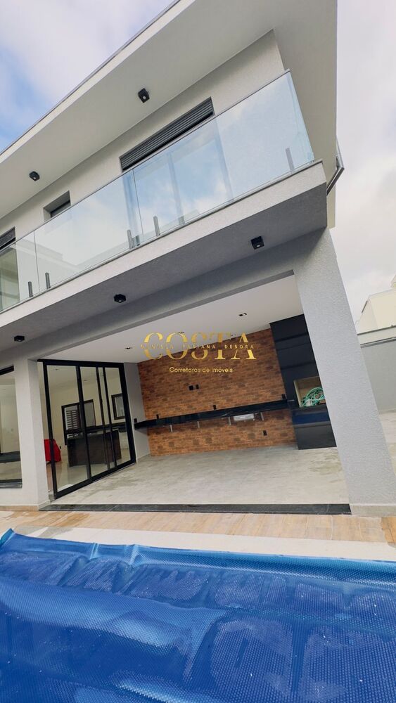 Sobrado, 3 quartos, 215 m² - Foto 1