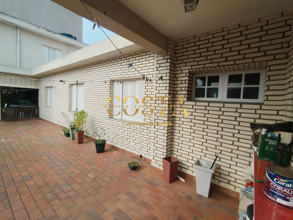 Casa à venda com 3 quartos, 246m² - Foto 33