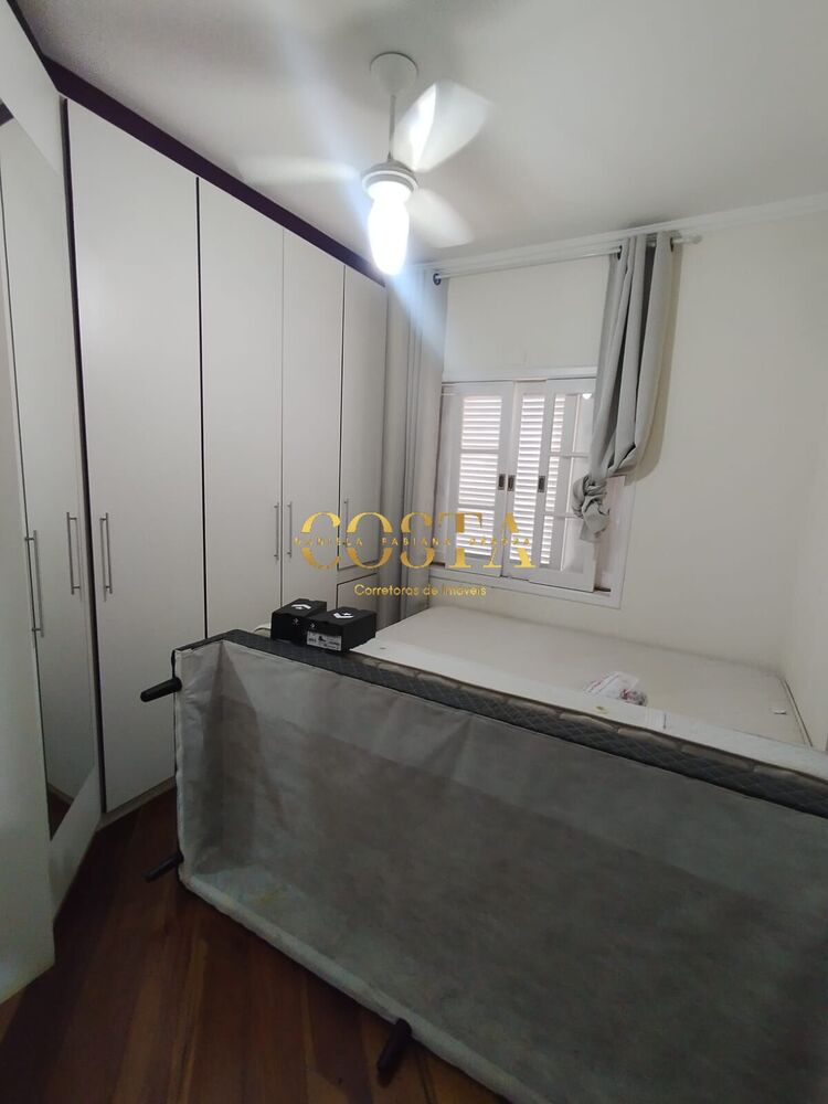 Casa à venda com 3 quartos, 246m² - Foto 16