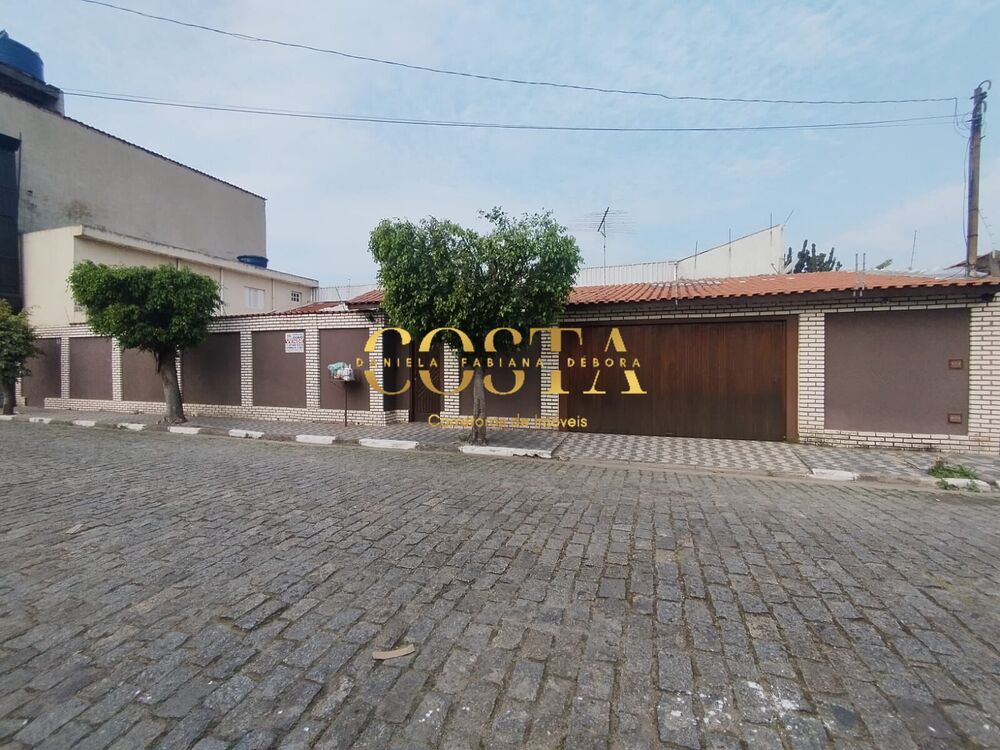 Casa à venda com 3 quartos, 246m² - Foto 42