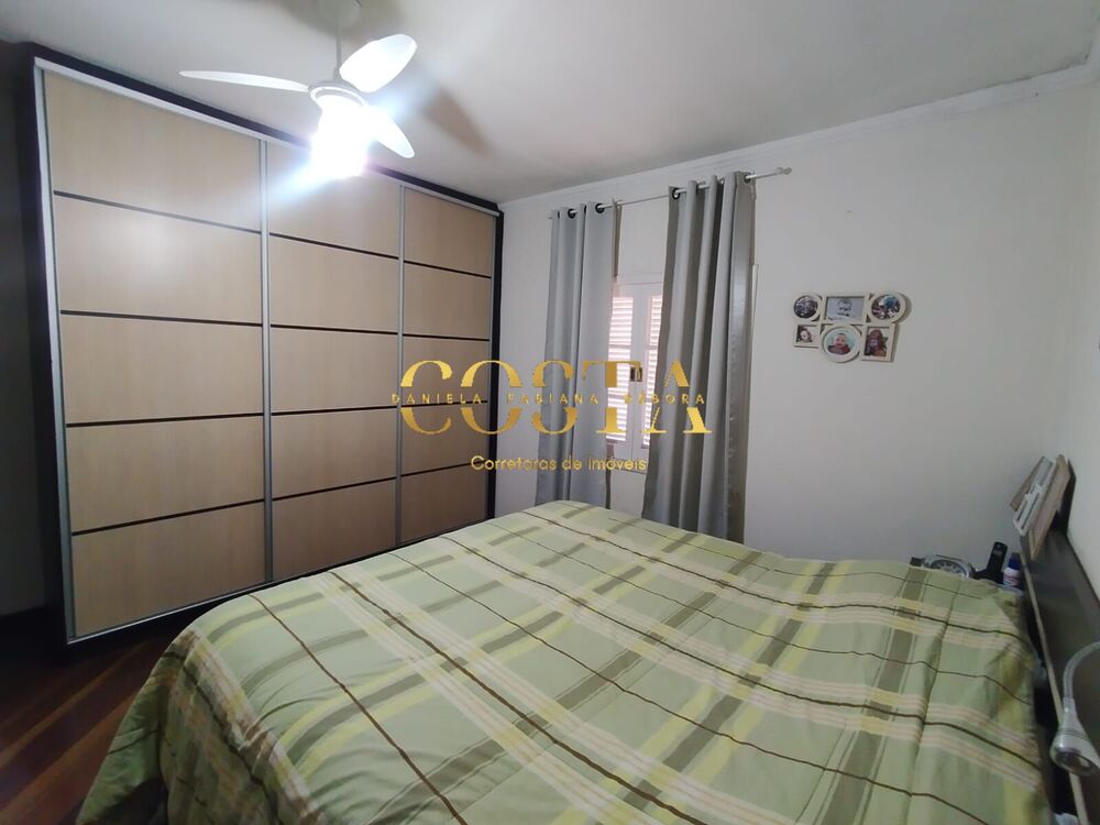 Casa à venda com 3 quartos, 246m² - Foto 25