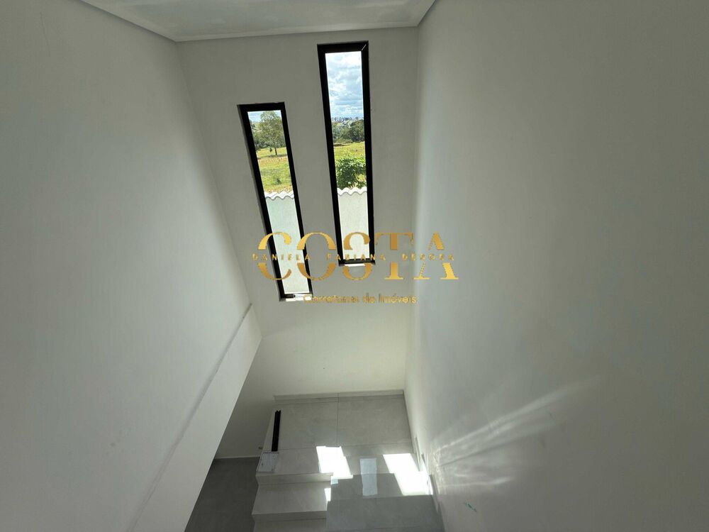 Sobrado à venda com 2 quartos, 100m² - Foto 3