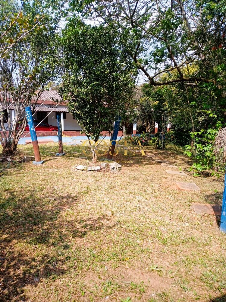Chácara à venda com 3 quartos, 2141m² - Foto 4