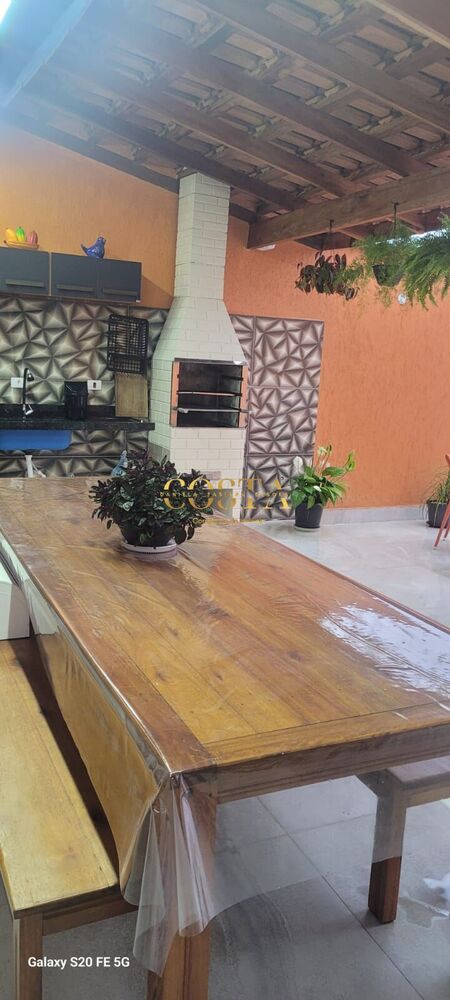 Casa à venda com 2 quartos, 185m² - Foto 9