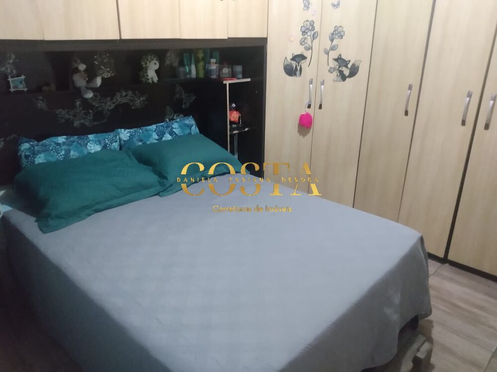 Casa, 4 quartos, 138 m² - Foto 2