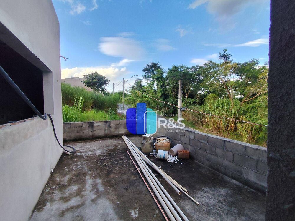 Casa, 4 quartos, 230 m² - Foto 2