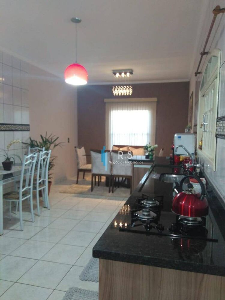 Casa, 3 quartos, 186 m² - Foto 8