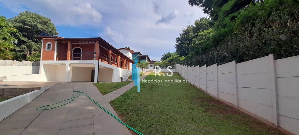 Chácara à venda com 3 quartos, 357m² - Foto 2