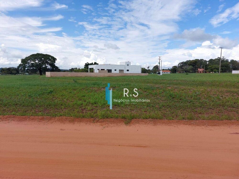 Loteamento e Condomínio, 757 m² - Foto 1