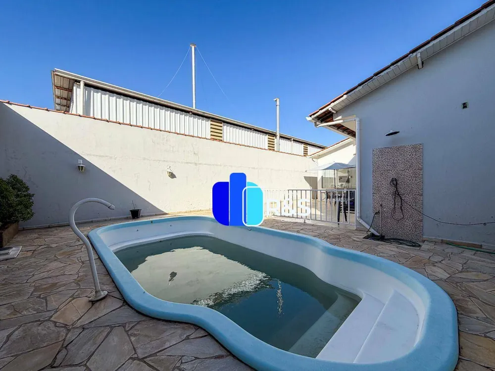 Casa, 5 quartos, 231 m² - Foto 11