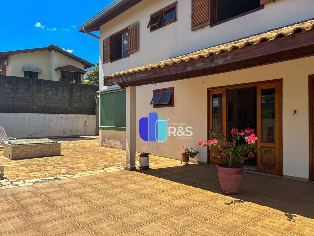 Casa de Condomínio, 4 quartos - Foto 1