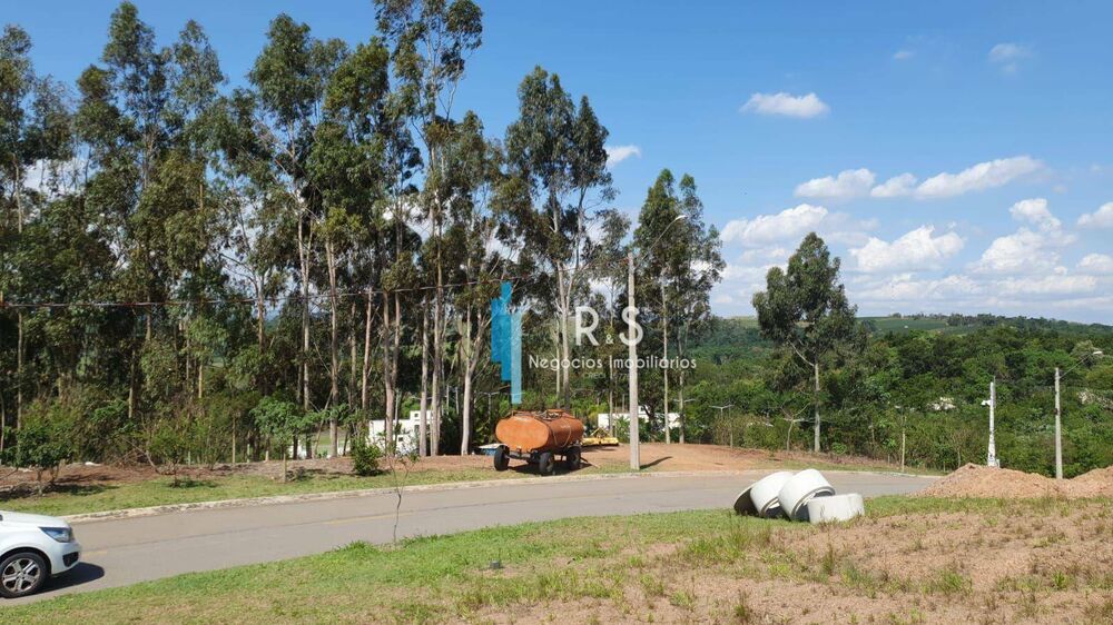 Loteamento e Condomínio, 800 m² - Foto 1