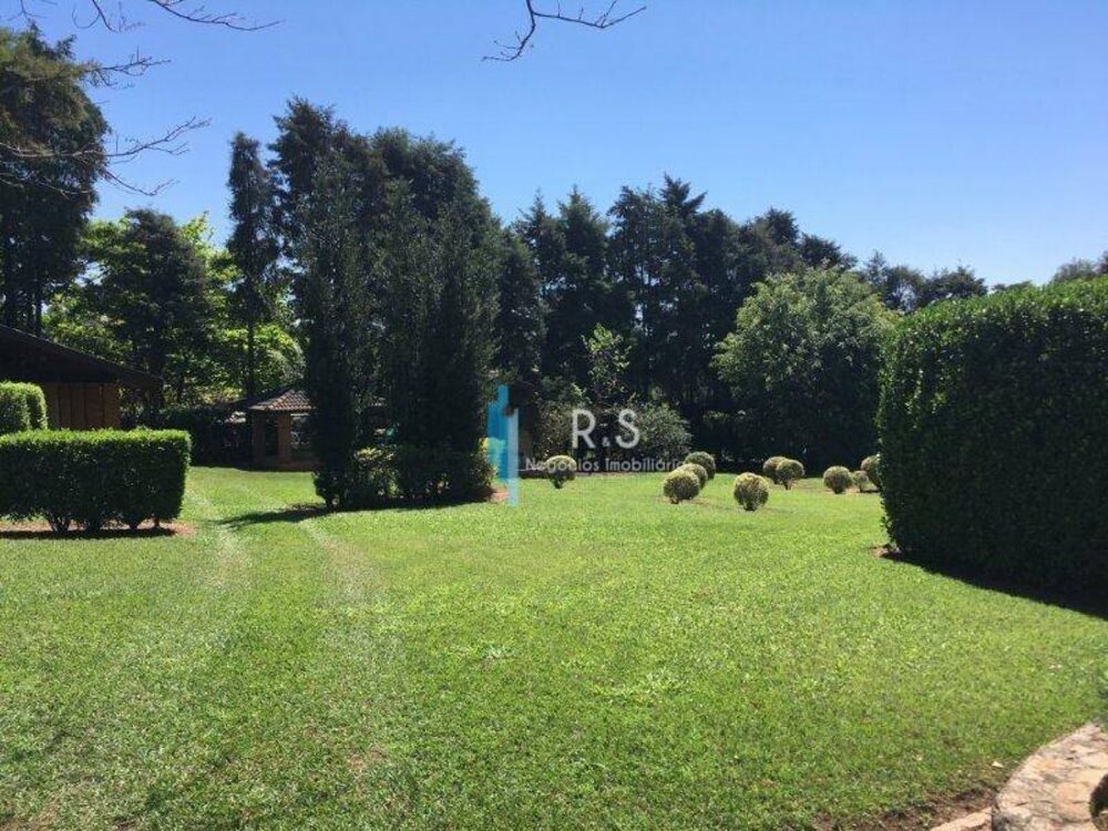 Fazenda à venda com 8 quartos, 1000m² - Foto 2