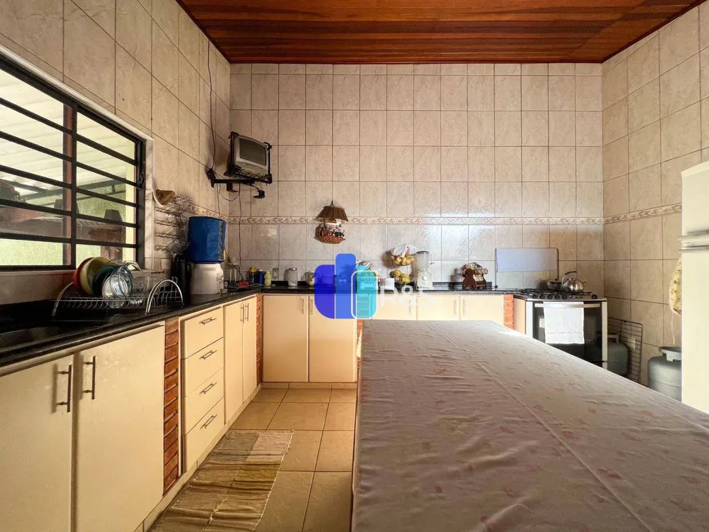 Chácara, 3 quartos, 1160 m² - Foto 3